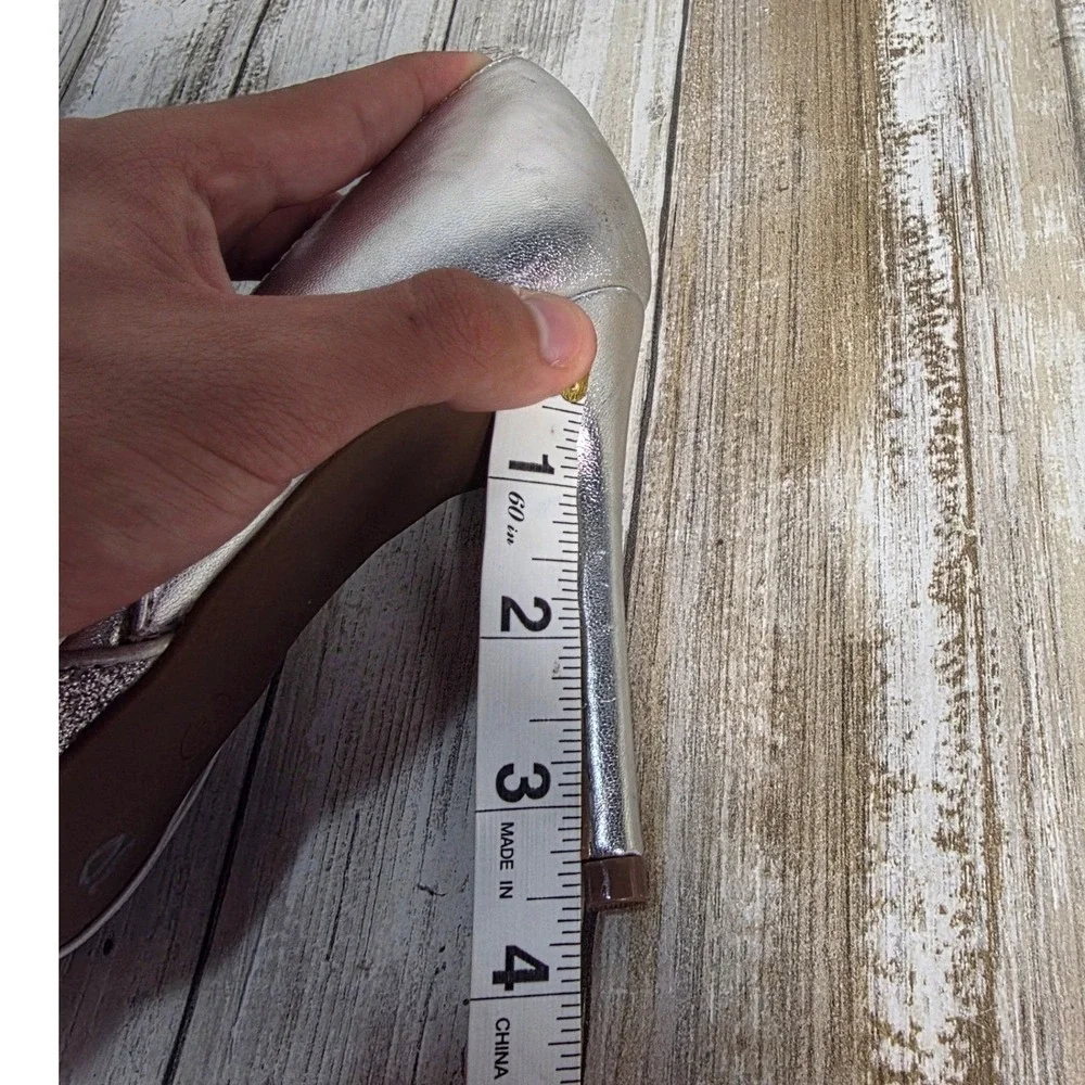 Marc Fisher Womens Silver Glitter Pointed Toe D'Orsay Stiletto Pumps Size 6.5M